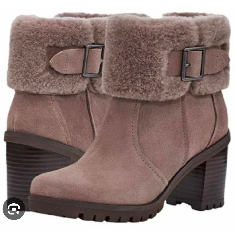 Ugg Elisiana Women’s Fur Winter Boots, Sz 7.5, EUC